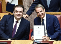 Προϋπολογισμός 2027: Η κυβέρνηση ανοίγει το «ταμείο»–500άρι,1.000€ μισθός,«Σπίτι μου ΙΙΙ» και φοροελαφρύνσεις