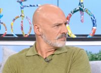 Νίκος Μουτσινάς: «Δεν ξαναέρχομαι, είναι ντροπή» – Η ερώτηση για τον σύντροφό του που τον αιφνιδίασε