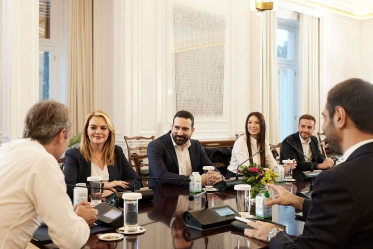 Ανασχηματισμός στην επικοινωνιακή ομάδα της ΝΔ: Τα τέσσερα νέα πρόσωπα που επέλεξε ο Μητσοτάκης – Ποιοι είναι