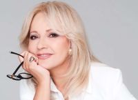 Αγγελική Νικολούλη: Σοκάρει η αποκάλυψη για την KGB – «Με πέταξαν από το κεφαλόσκαλο, κατέληξα στο ΚΑΤ!»