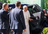 Παγκόσμια αγωνία για τον Πάπα Λέοντα ΙΔ΄: Καρκίνος στον πνεύμονα – Τι αποκάλυψε το Βατικανό