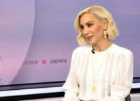 Αντριάνα Παρασκευοπούλου: Το τηλεφώνημα 3′ πριν το δελτίο για το ατύχημα του γιου της