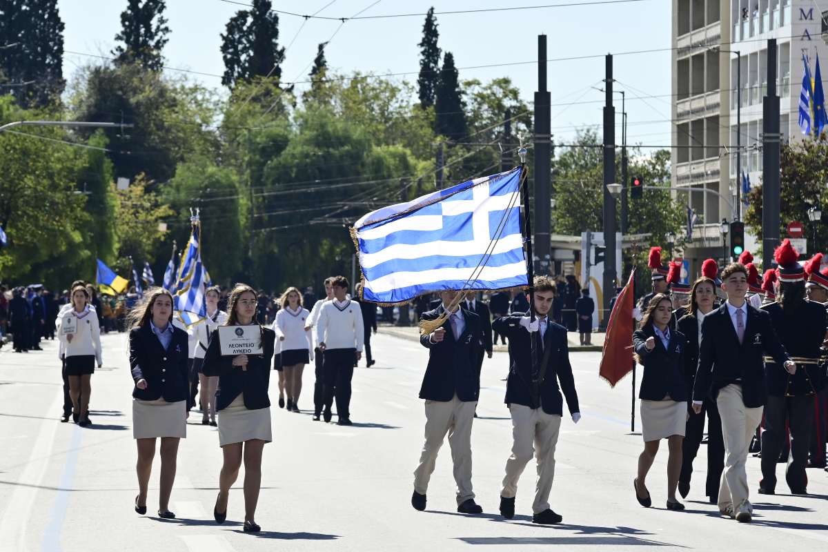 28η Οκτωβρίου: Η Αθήνα τίμησε την Εθνική Επέτειο με τη μαθητική παρέλαση [pics,vid]