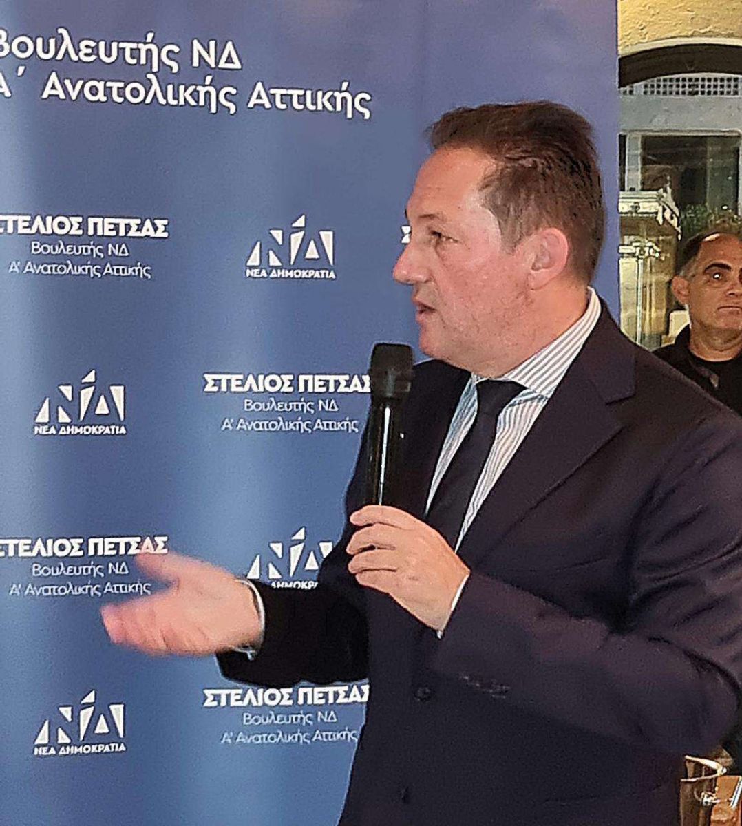 Πέτσας από Άγιο Στέφανο: «Αυτή είναι συγκέντρωση του 35%» — Μήνυμα συσπείρωσης στη ΝΔ