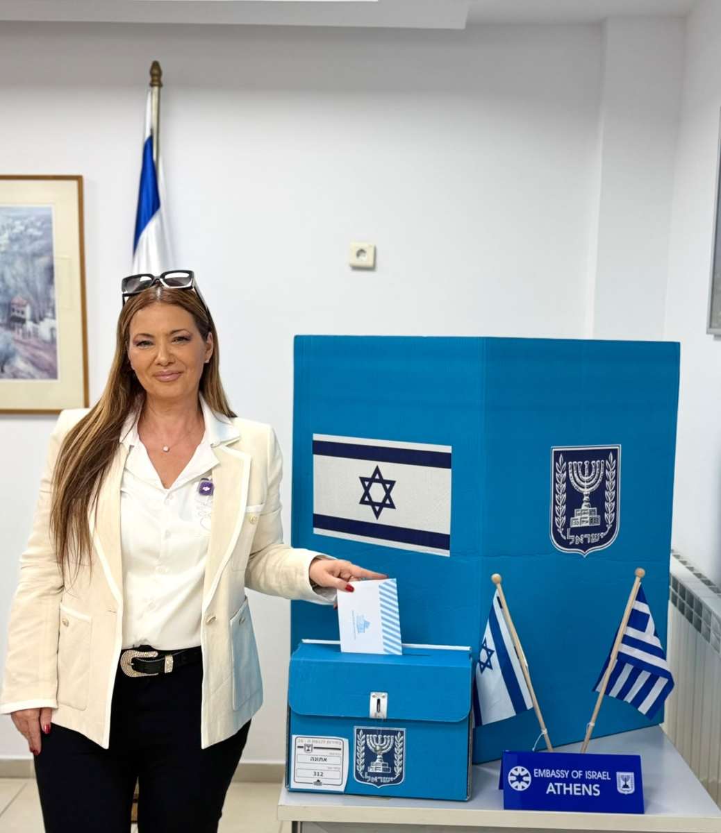 Israel’s Ambassador Casts Her Vote in Athens Ahead of October 27 Elections – A Message About Democracy