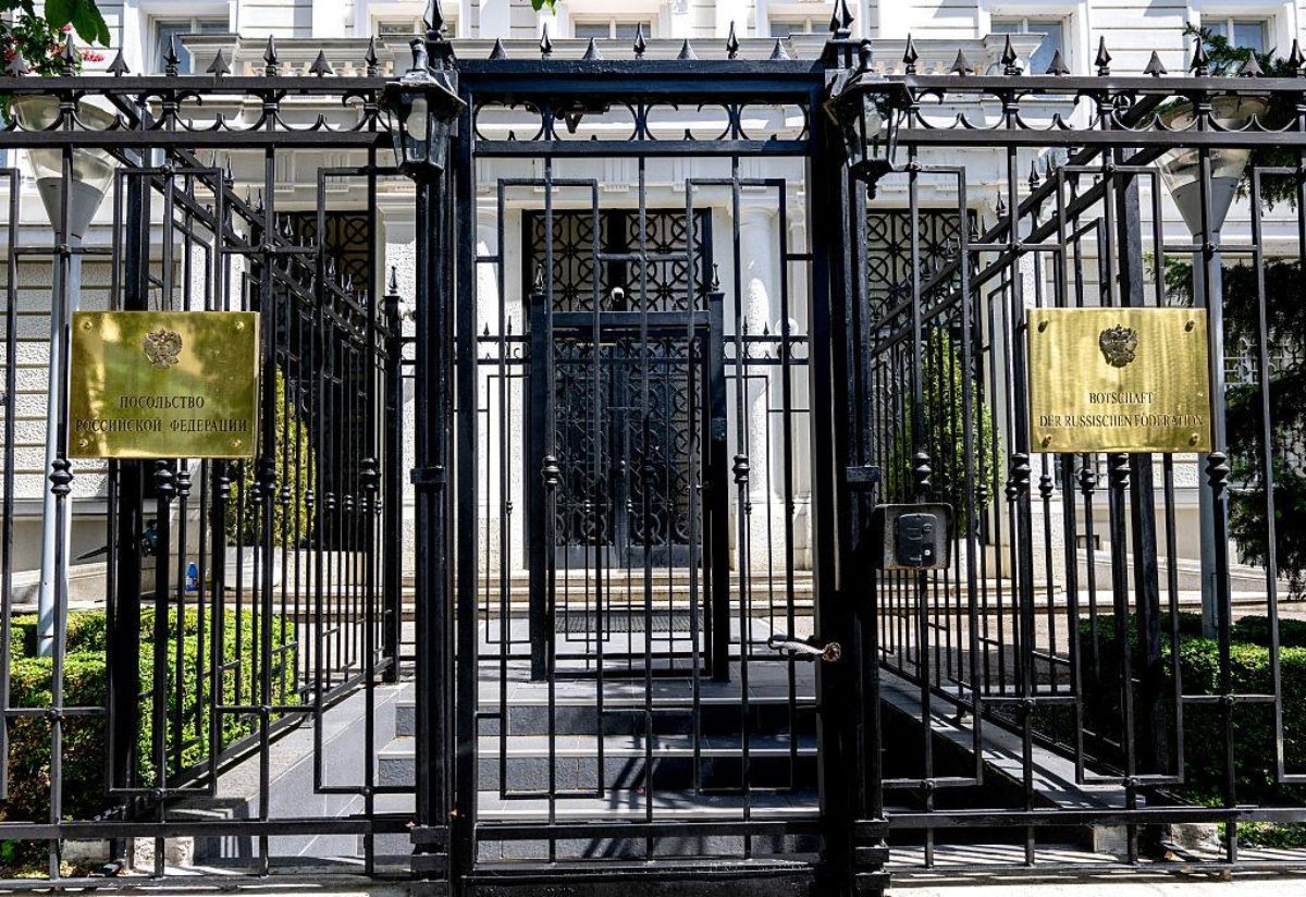 Αυστρία–Ρωσία: «Ξηλώνουν» δίκτυο κατασκόπων στη Βιέννη – Απελάσεις και απειλές από τη Μόσχα