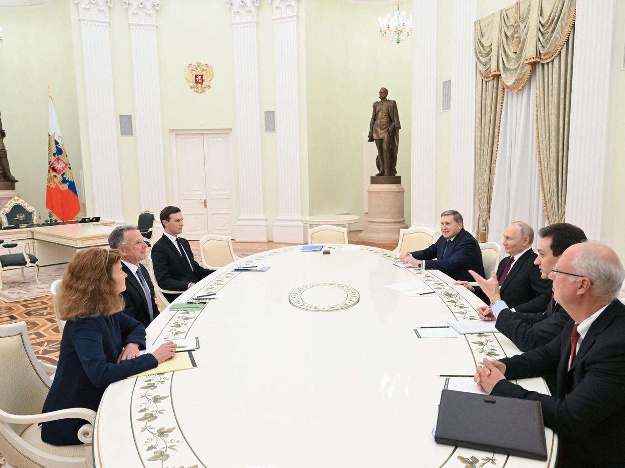 Ουκρανία: Παράθυρο τριμερούς στο Αμπού Ντάμπι — Το Κρεμλίνο μιλά για τέλος του πολέμου