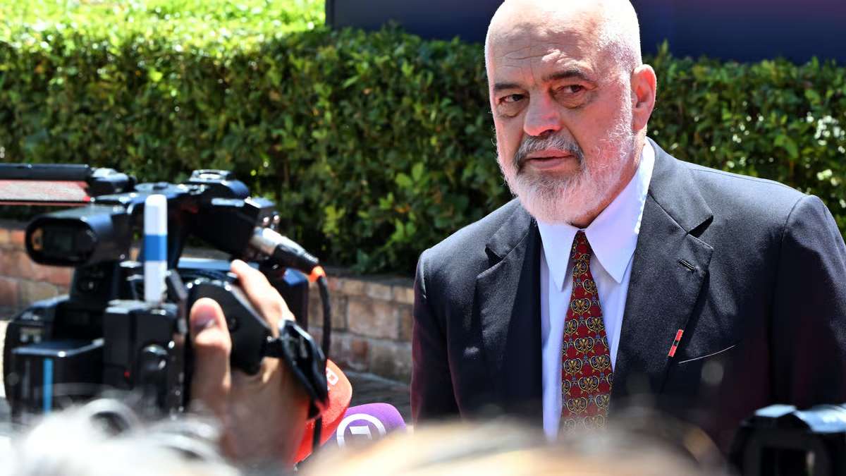 Ράμα προς Δημοκρατικούς των ΗΠΑ: «Μην έρχεστε στην Αλβανία για να εκδικηθείτε τον Τραμπ»