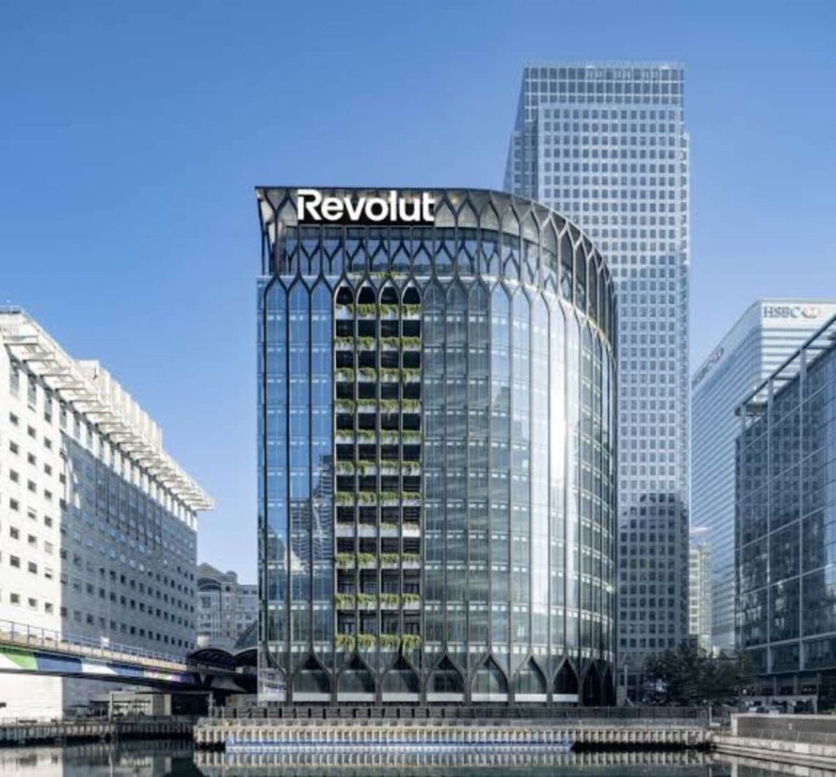 «Μπλακ άουτ» στη Revolut: Κάρτες απορρίπτονται, πληρωμές στον αέρα – Τι ανακοίνωσε η εταιρεία