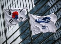 Σοκ στη Samsung: Κέρδη-μαμούθ 80 δισ. δολαρίων, αλλά η μετοχή βουλιάζει – Τι φοβάται η Wall Street;