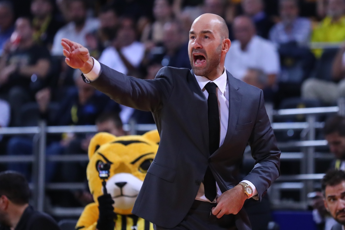 Σοκ για παίκτη του Άρη πριν από το EuroCup – Χειρουργήθηκε για σκωληκοειδίτιδα!