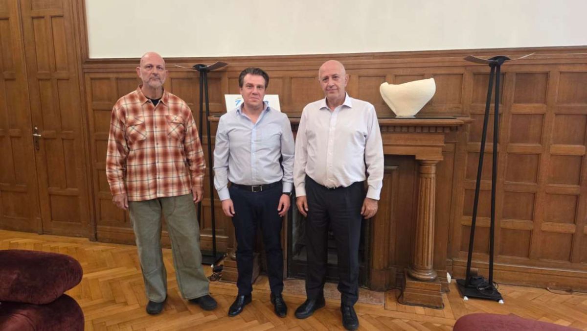 Τσιμεντοβιομηχανία: Αυξήσεις με αναδρομική ισχύ από το 2025 — Νέες παροχές για εργαζομένους