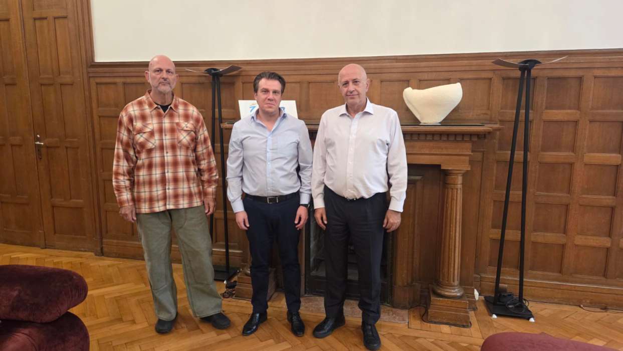 Τσιμεντοβιομηχανία: Αυξήσεις με αναδρομική ισχύ από το 2025 — Νέες παροχές για εργαζομένους