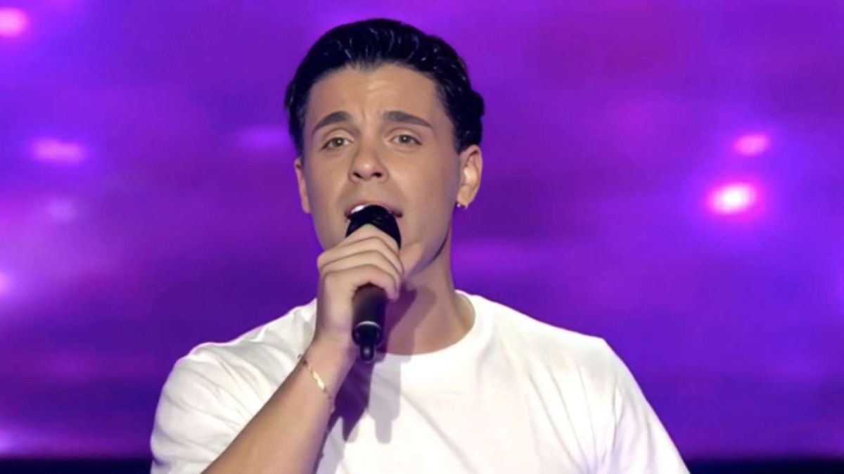 The Voice: Ο πρώην παίκτης του Ατρόμητου που εντυπωσίασε και η απρόσμενη «συνταγή» της Παπαρίζου
