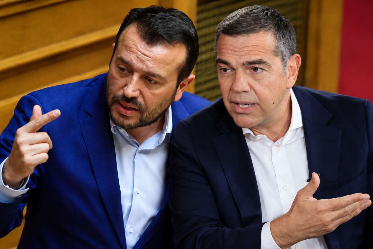 Παππάς κατά Τσίπρα για τις έδρες: «Συγχωροχάρτι οκτώ μηνών;» – Στο στόχαστρο και η Γεροβασίλη