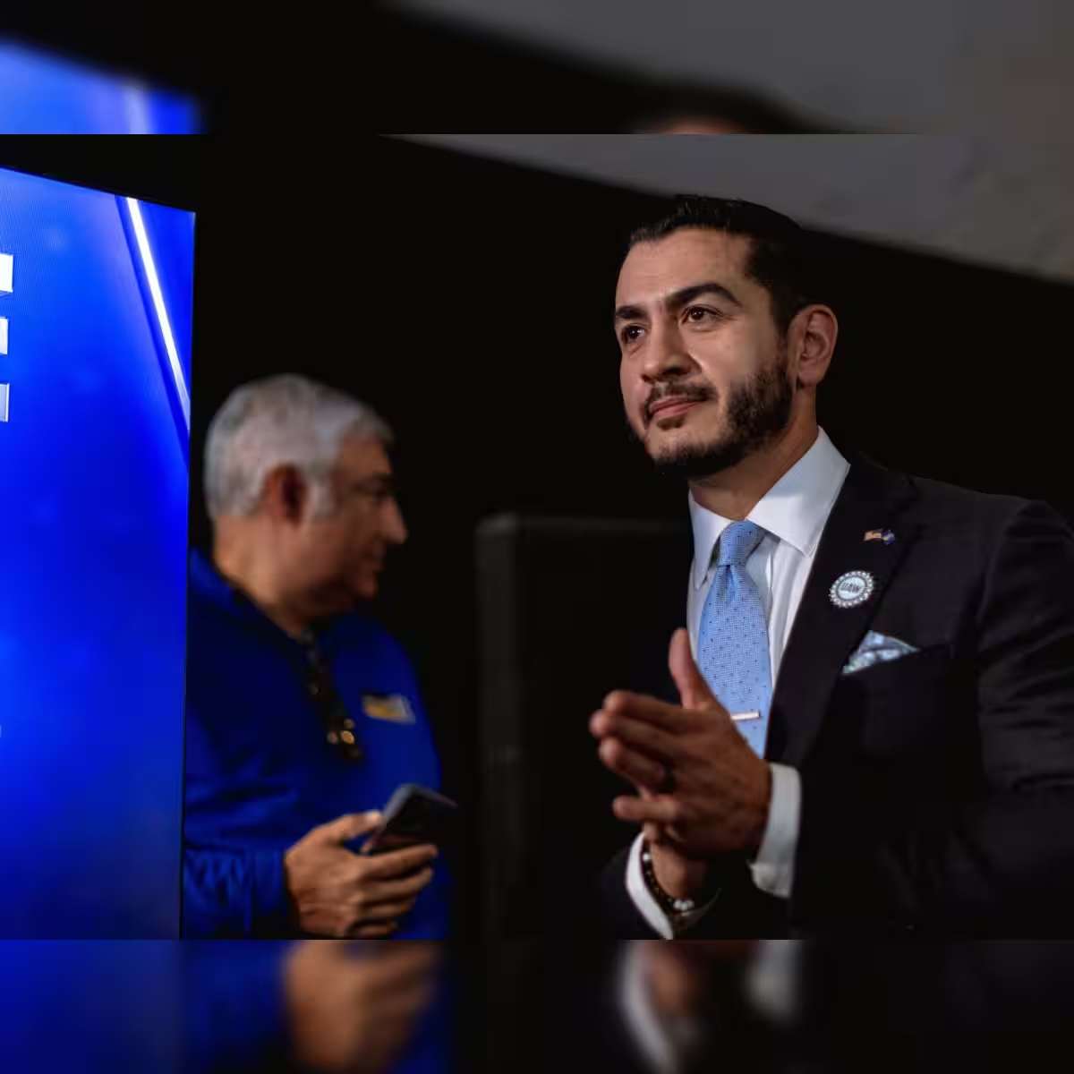 ΗΠΑ: Ο μουσουλμάνος που προκαλεί πολιτικό σεισμό στο Μίσιγκαν – Ο Τραμπ, το Ισραήλ και η Γερουσία