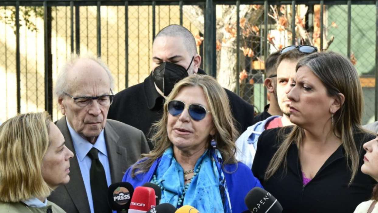 Βαλυράκης: «Το παρακράτος αντέχει» – Ξέσπασμα της χήρας μετά το 6-1 που αθώωσε τους δύο ψαράδες
