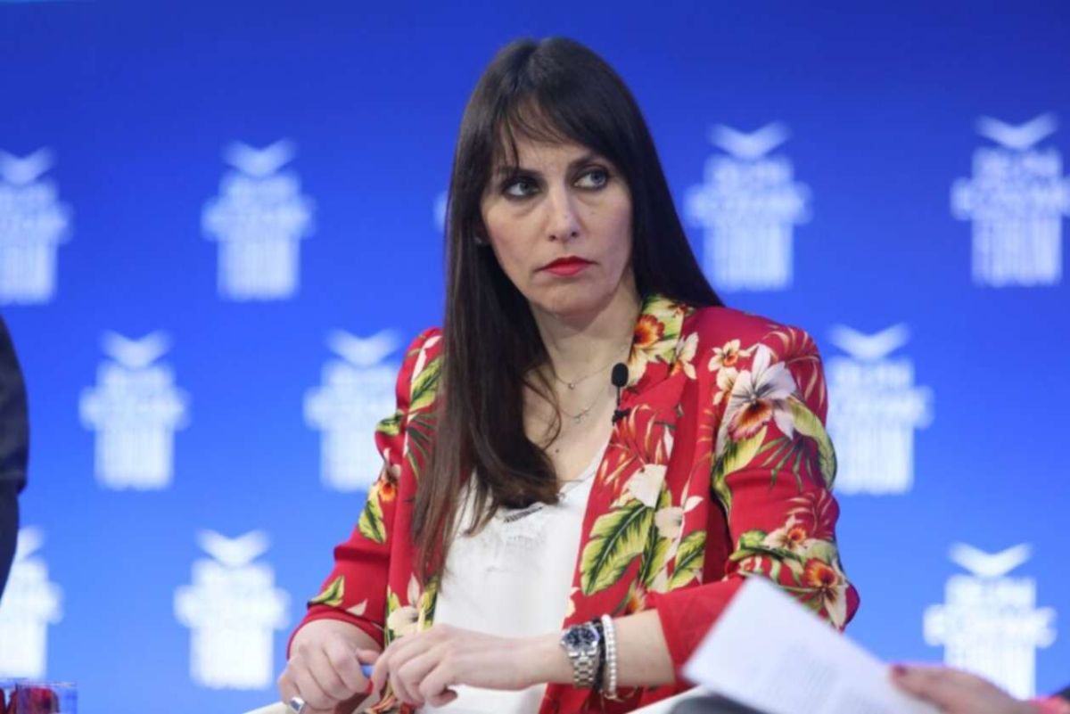 Χαραλαμπογιάννη: 20.870 προσλήψεις στο Δημόσιο – Ψηφιακή κάρτα και έλεγχος στο ωράριο