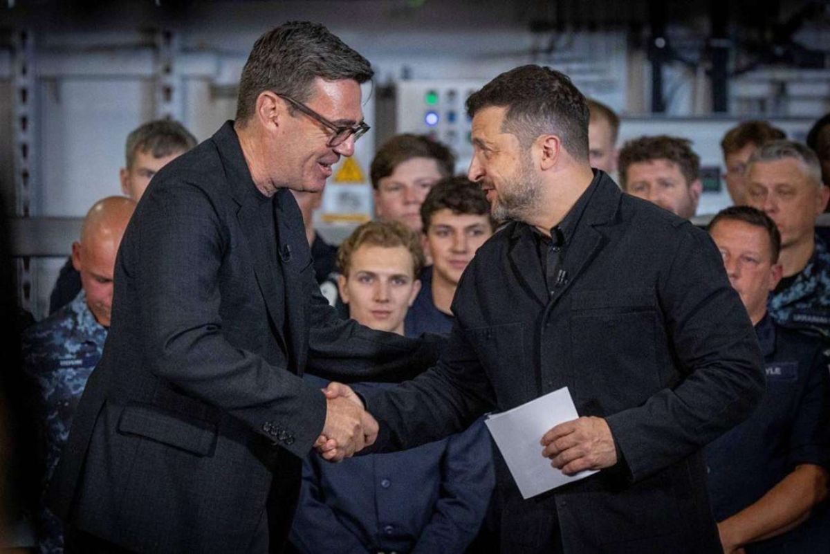 Βρετανικό μήνυμα στον Πούτιν: «Ακλόνητη στήριξη» στην Ουκρανία – Νέες κυρώσεις και όπλα στο τραπέζι