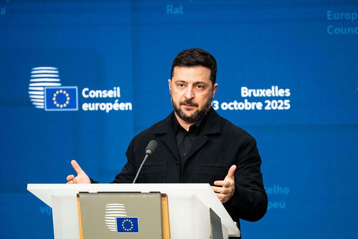 Zelenskyy in Brussels: New F-16 Fighter Jets Expected as Ukraine Battles for Frozen Russian Billions