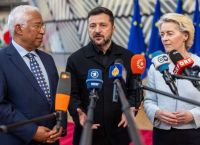 Φον ντερ Λάιεν: «Ναι» στην εκεχειρία, νέα όπλα στο Κίεβο — Η διπλή κίνηση πριν από τη Σύνοδο