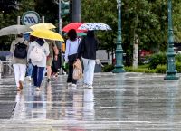 Καιρός: «Red Code» σε Αττική και άλλες τέσσερις περιφέρειες – 28η Οκτωβρίου με καταιγίδες