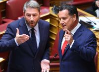 «Αφήσατε τα παιδιά απροστάτευτα» – Μετωπική Άδωνι με Ανδρουλάκη: «Πολιτική μικροψυχία το παρών»
